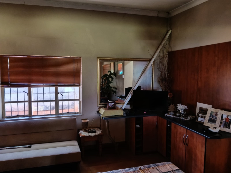 8 Bedroom Property for Sale in Brits Rural North West